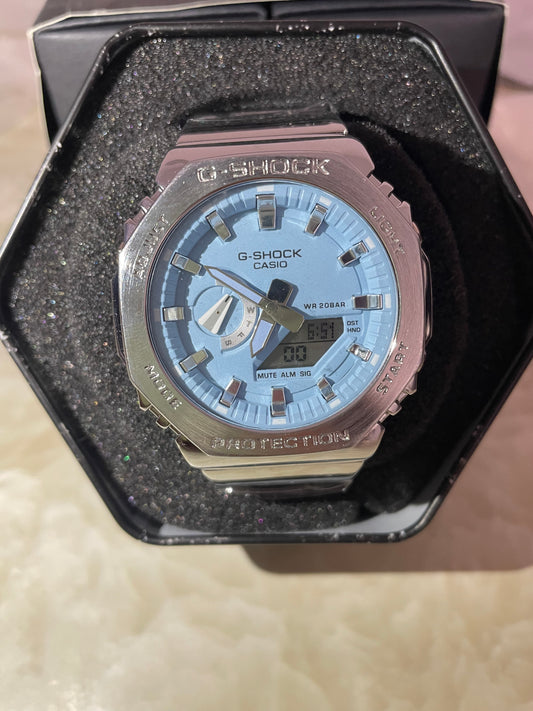 G-shock GA2100 (bleu ciel)